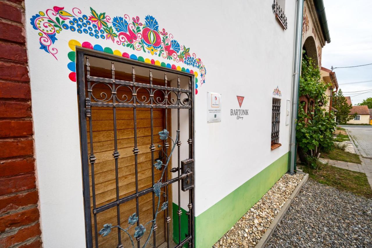 Penzion U Kostela Mikulčice Exterior foto